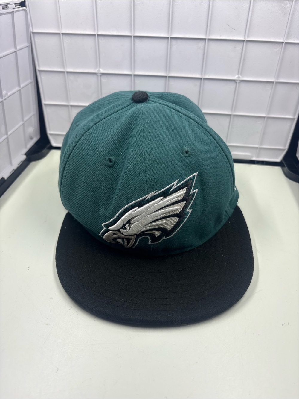 New Era Philadelphia Eagles 59FIFTY cap in green & black, size 7 3/4